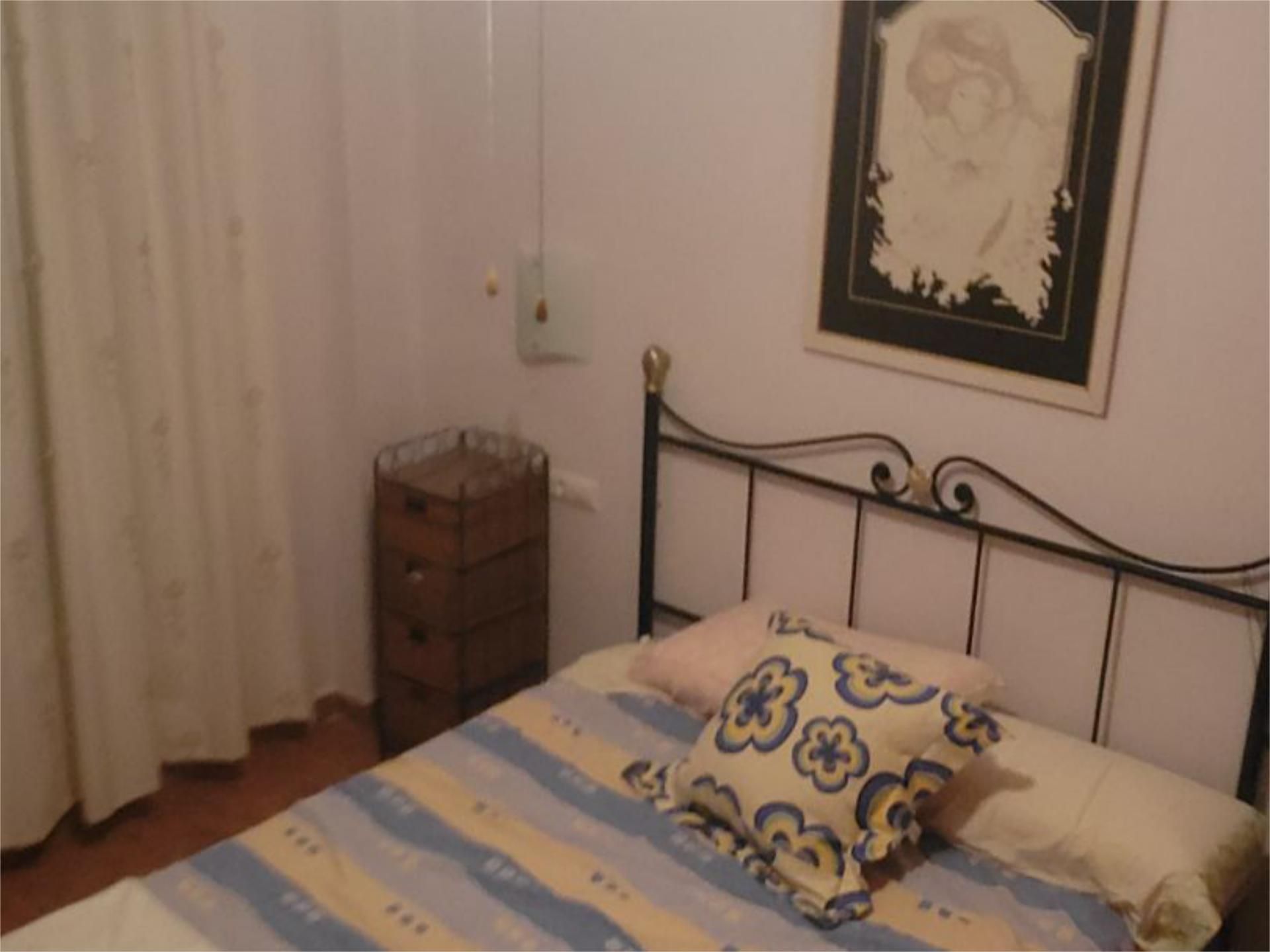 Dormitori de Casa adosada en venda en Real amb Terrassa i Balcó