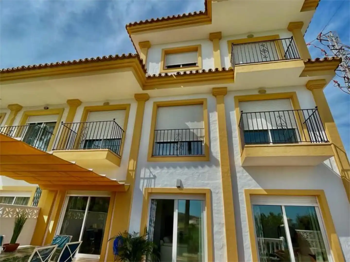 Wohnung zum Verkauf in Calle Doctor Álvarez Leiva, 21, Manilva Pueblo Außenansicht von Wohnung zum Verkauf in Manilva mit Klimaanlage, Terrasse und Schwimmbad