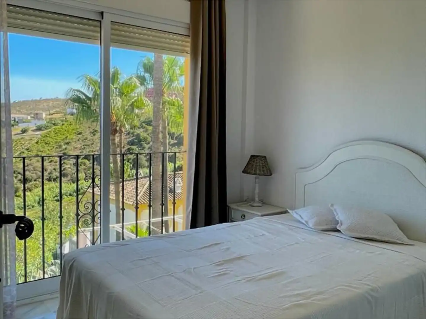 Wohnung zum Verkauf in Calle Doctor Álvarez Leiva, 21, Manilva Pueblo Schlafzimmer von Wohnung zum Verkauf in Manilva mit Klimaanlage, Terrasse und Schwimmbad