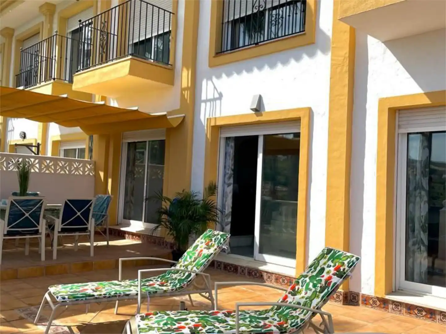 Wohnung zum Verkauf in Calle Doctor Álvarez Leiva, 21, Manilva Pueblo Terrasse von Wohnung zum Verkauf in Manilva mit Klimaanlage, Terrasse und Schwimmbad