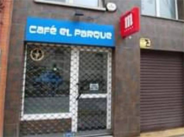Local comercial en Venta en Calle Pablo Iglesias, 3 en Sama