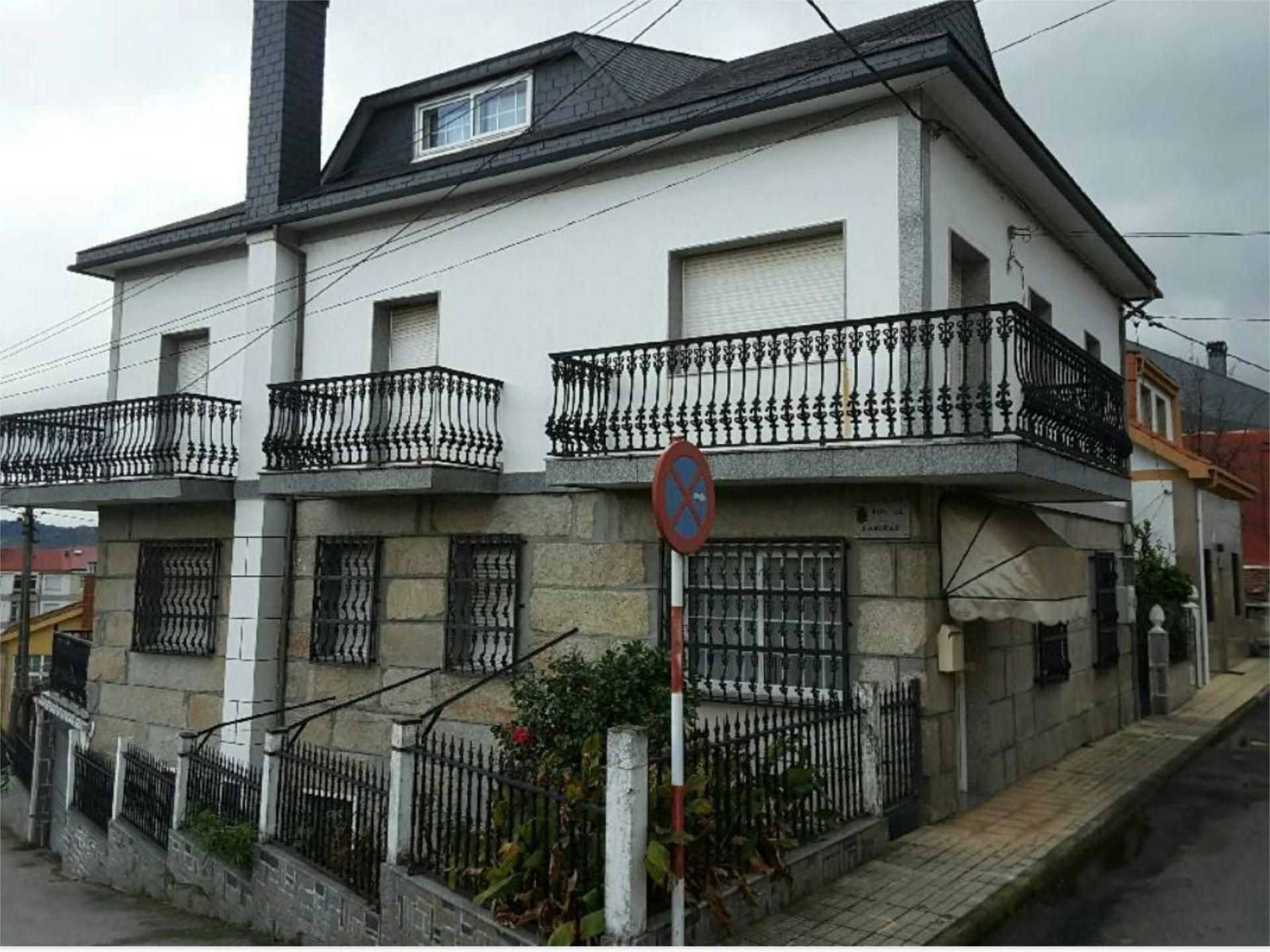 Vista exterior de Casa o xalet en venda en Ourense Capital  amb Balcó