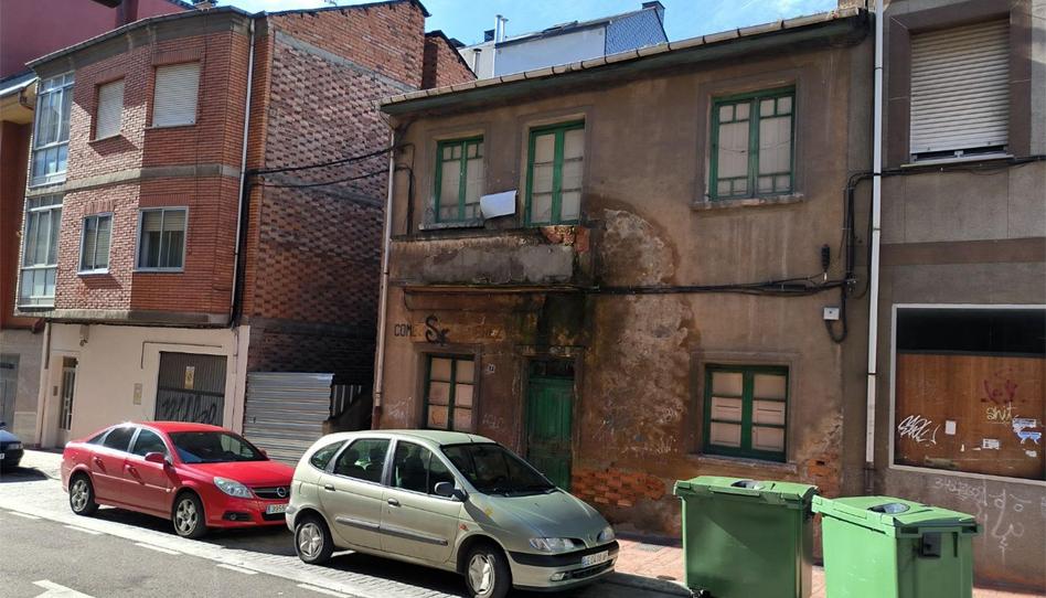 Foto 1 de Piso en venta en Calle Comandante Zorita, 7, Flores de Sil - La Placa, León
