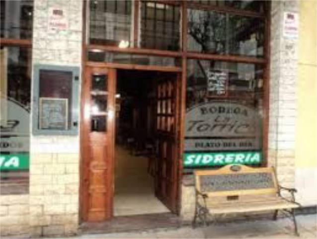 Local comercial en Venta en Avenida de Portugal, 52 en Laviada