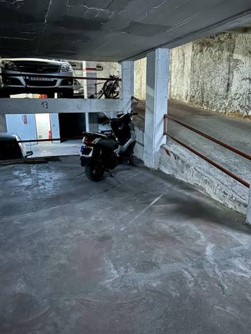 Garaje en Alquiler en Carrer de Sugranyes, 13 en Sants-Badal