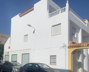 Vista exterior de Dúplex en venda en El Ejido amb Aire condicionat, Terrassa i Balcó