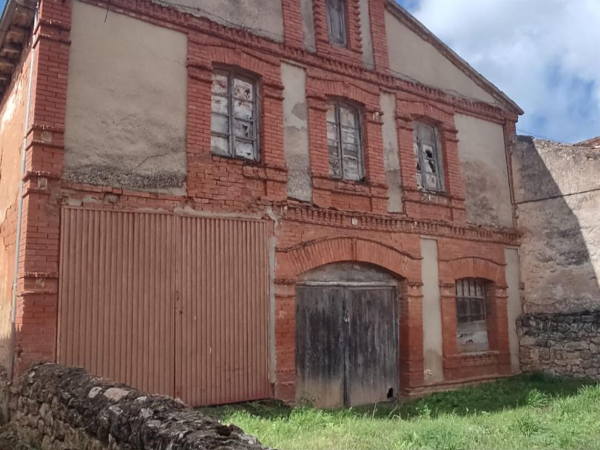 Vista exterior de Piso en venta en Cervera de Pisuerga