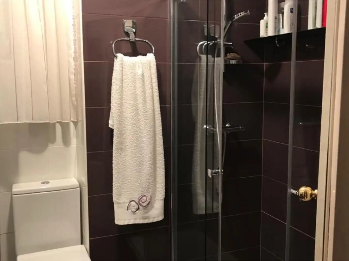 Badezimmer von Wohnung zum Verkauf in Aguilar de Campoo mit Heizung, Parkett und Terrasse