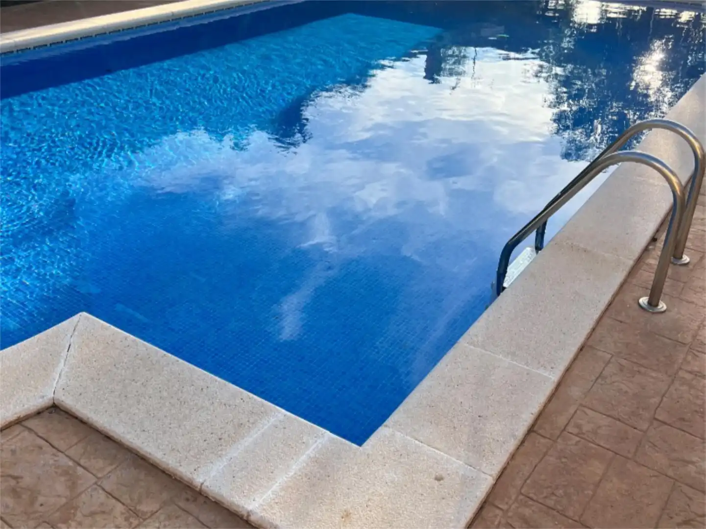 Casa adosada en venda a Carrer D'escornalbou, 1, Barenys Piscina de Casa adosada en venda en Salou amb Aire condicionat, Terrassa i Piscina