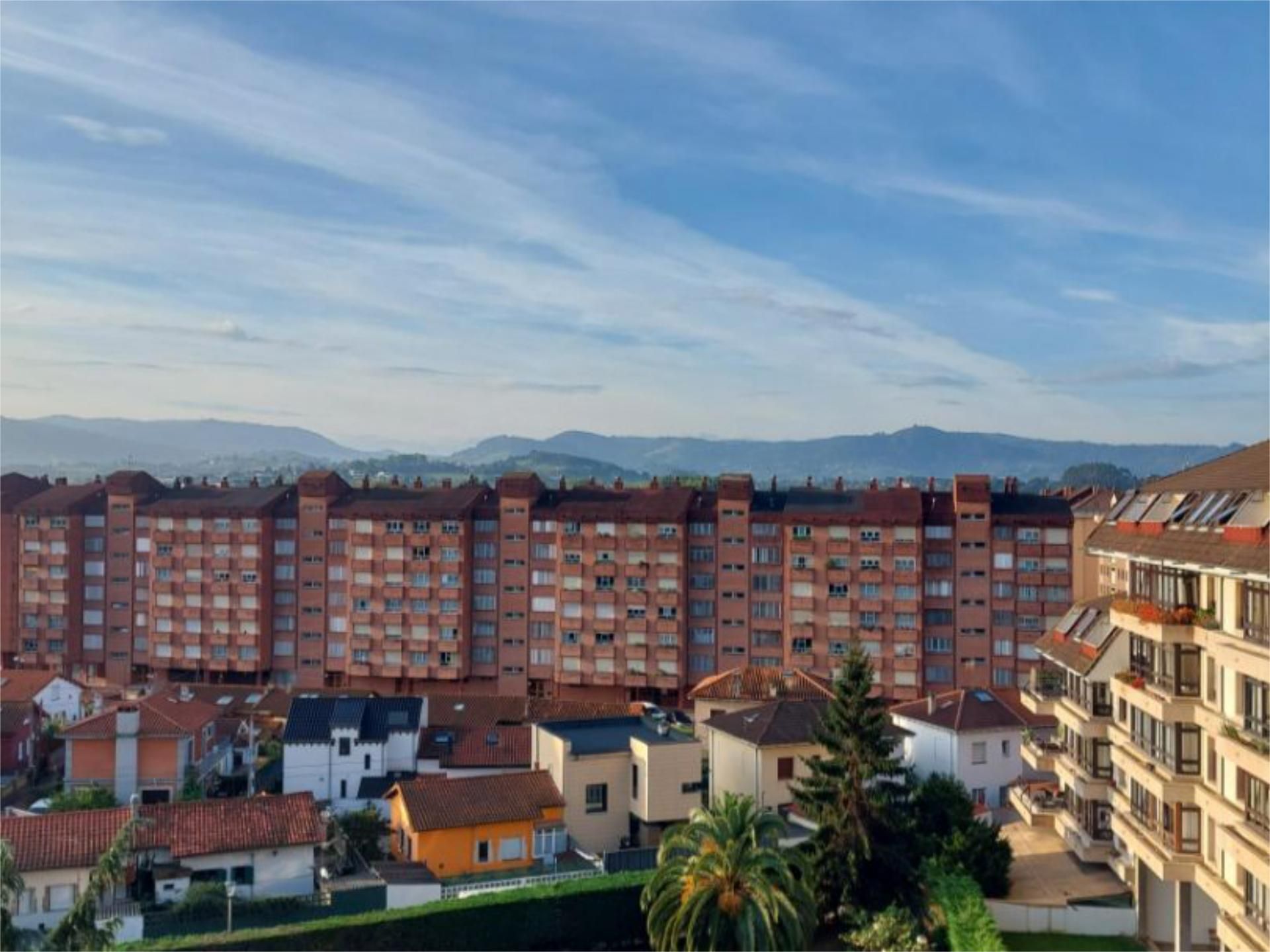 Exterior view of Apartment to rent in Gijón   with Heating, Private garden and Parquet flooring