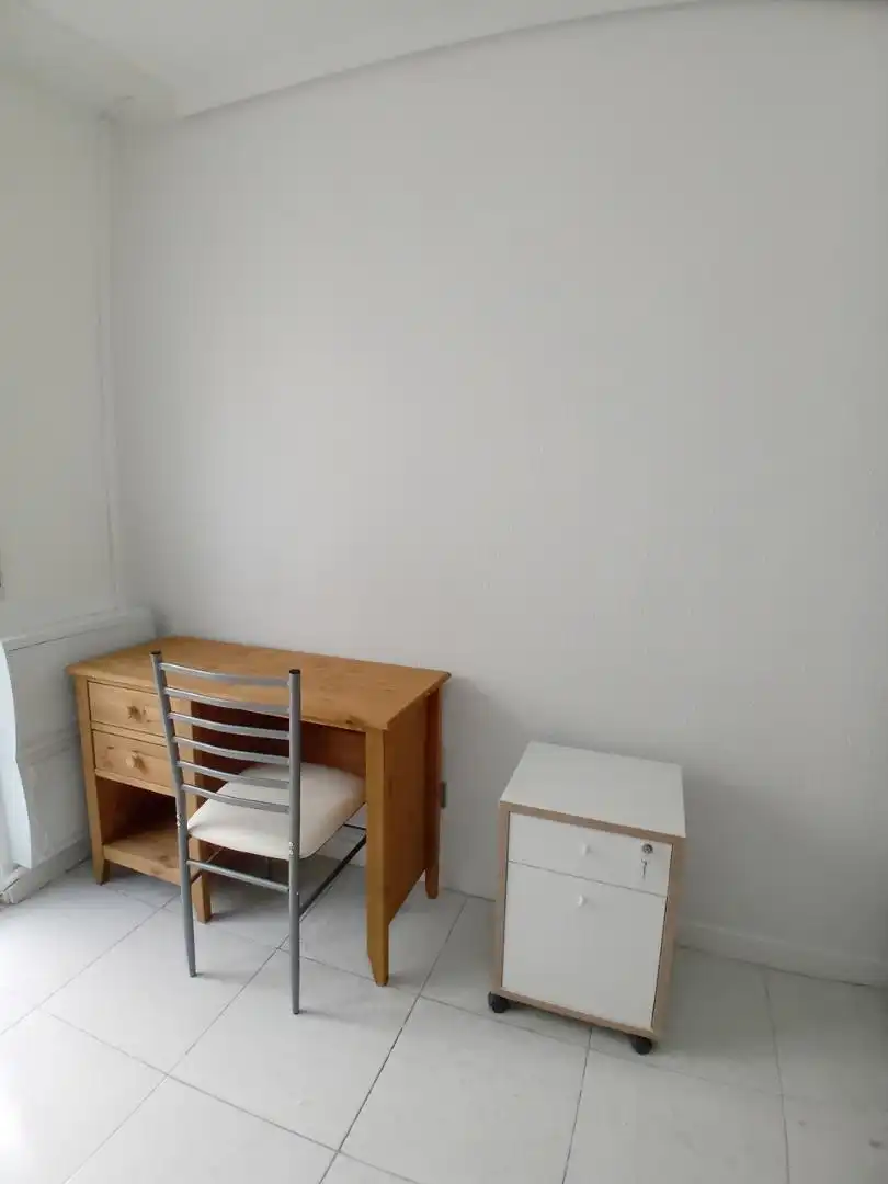 Habitación de Piso para compartir en Berriozar con Calefacción, Amueblado y Lavadora