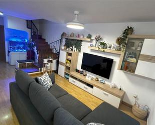 Sala d'estar de Dúplex en venda en Robledo de Chavela amb Aire condicionat i Terrassa