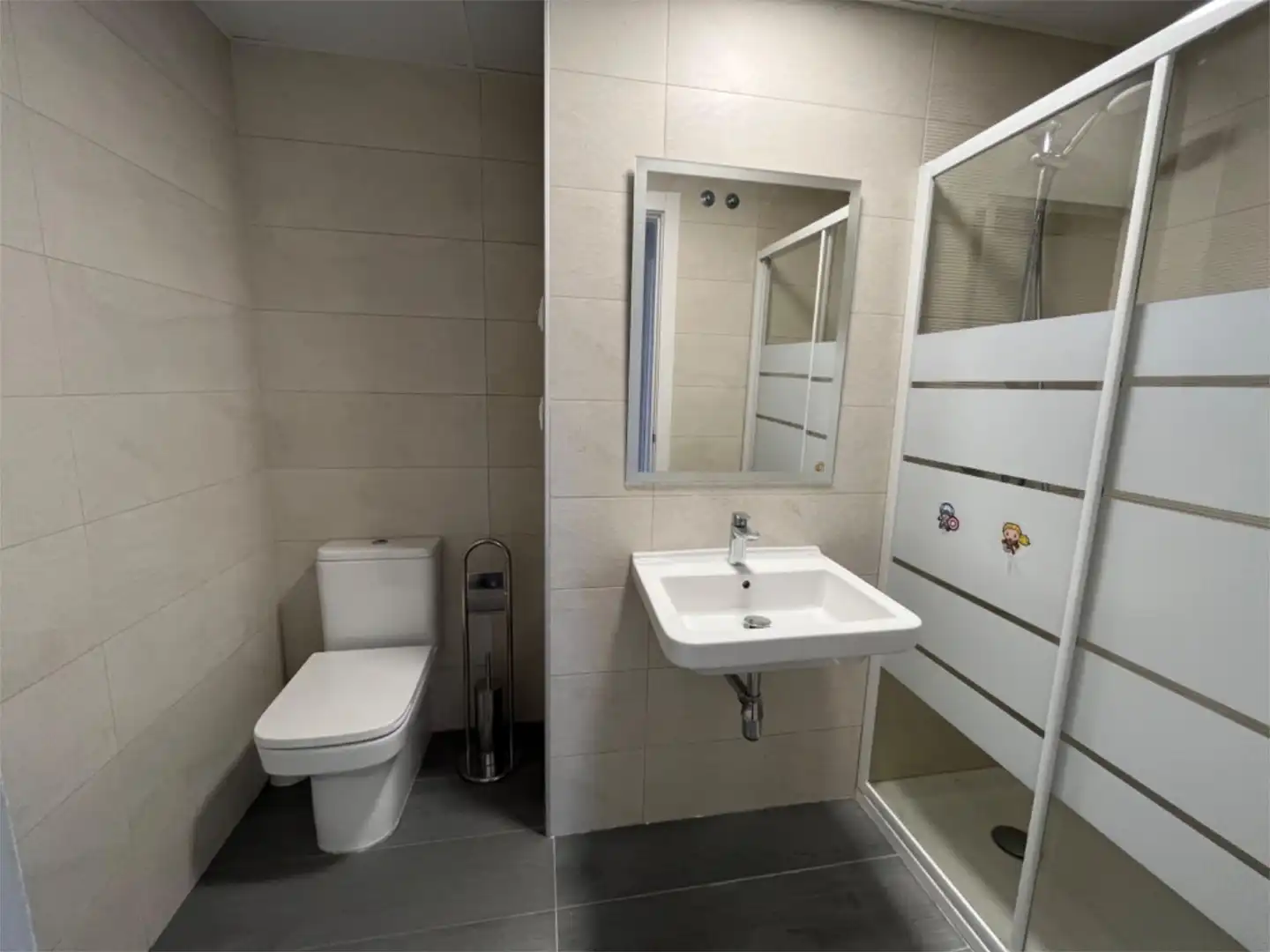 Flat for rent in Calle Doctora Damiana Zaragoza, 1, Paus - Poligono San Blas Flat for rent in Calle Doctora Damiana Zaragoza, 1, Paus - Poligono San Blas