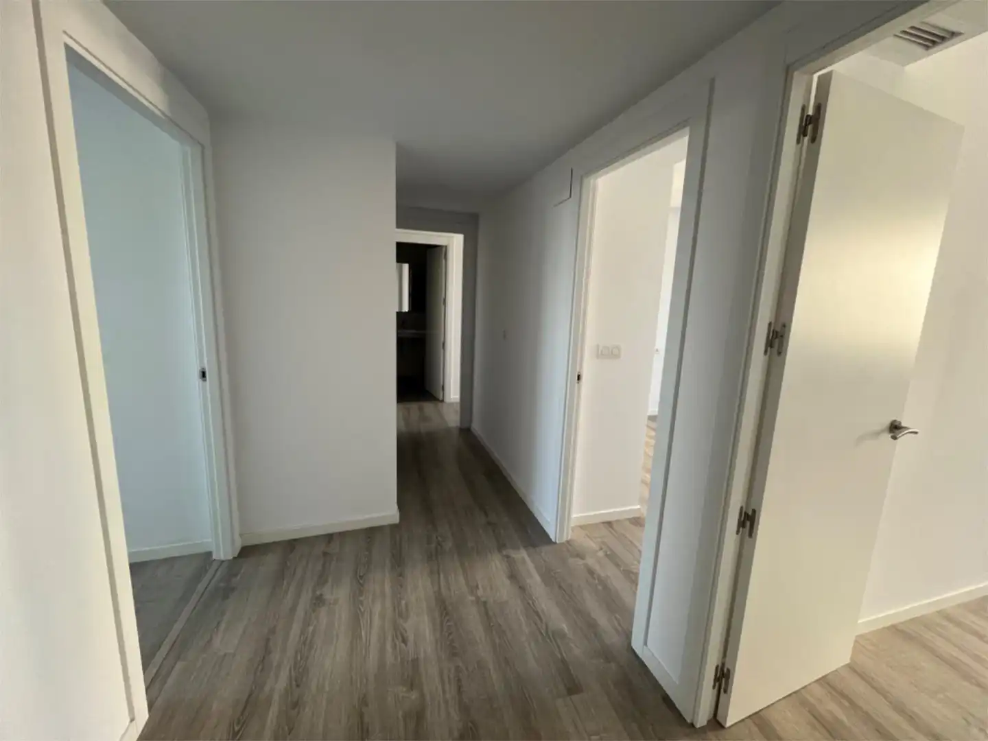 Flat for rent in Calle Doctora Damiana Zaragoza, 1, Paus - Poligono San Blas Flat for rent in Calle Doctora Damiana Zaragoza, 1, Paus - Poligono San Blas