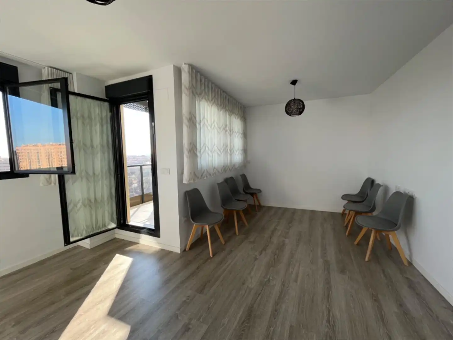 Flat for rent in Calle Doctora Damiana Zaragoza, 1, Paus - Poligono San Blas Flat for rent in Calle Doctora Damiana Zaragoza, 1, Paus - Poligono San Blas