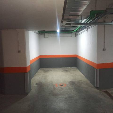 Garaje en Venta en Calle Amalia, 4 en Castillejos - Cuzco