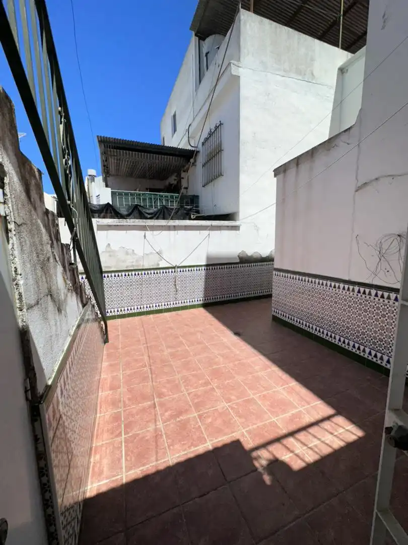 Casa adosada en venda a Barriada Núcleo Residencial el Parque, 44, Rociana del Condado Terrassa de Casa adosada en venda en Rociana del Condado