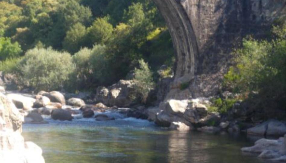 Single-family semi-detached for sale in Calle Almazara, 3, Madrigal de la Vera, Cáceres - image 1 Photo 1 of Single-family semi-detached for sale in Calle Almazara, 3, Madrigal de la Vera, Cáceres