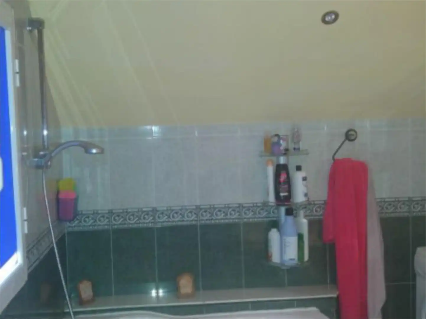 Bathroom of Detached homes for sale in Madrigal de la Vera  with Air Conditioner, Heating and Private garden