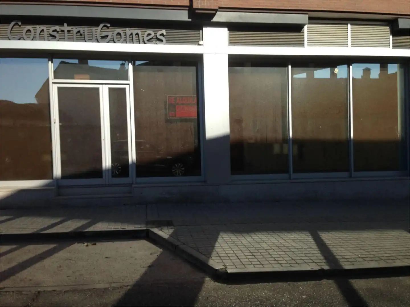 Commercial properties for rent in Calle El Pedroso, 23, Tordesillas Commercial properties for rent in Tordesillas with Air Conditioner and Heating
