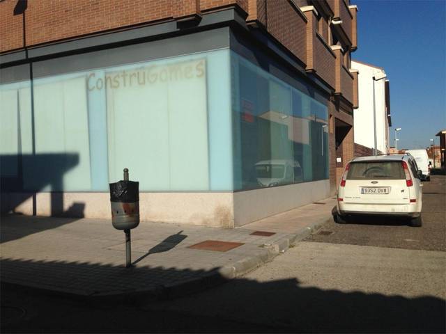 Local comercial en Alquiler en Calle El Pedroso, 23 en Tordesillas