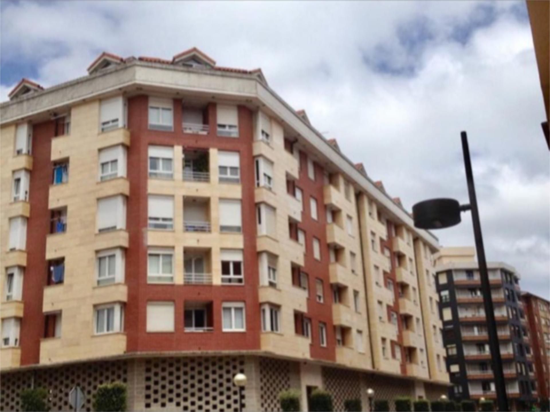 Flat for sale in Avenida de la Libertad, 6, Muriedas Exterior view of Flat for sale in Camargo