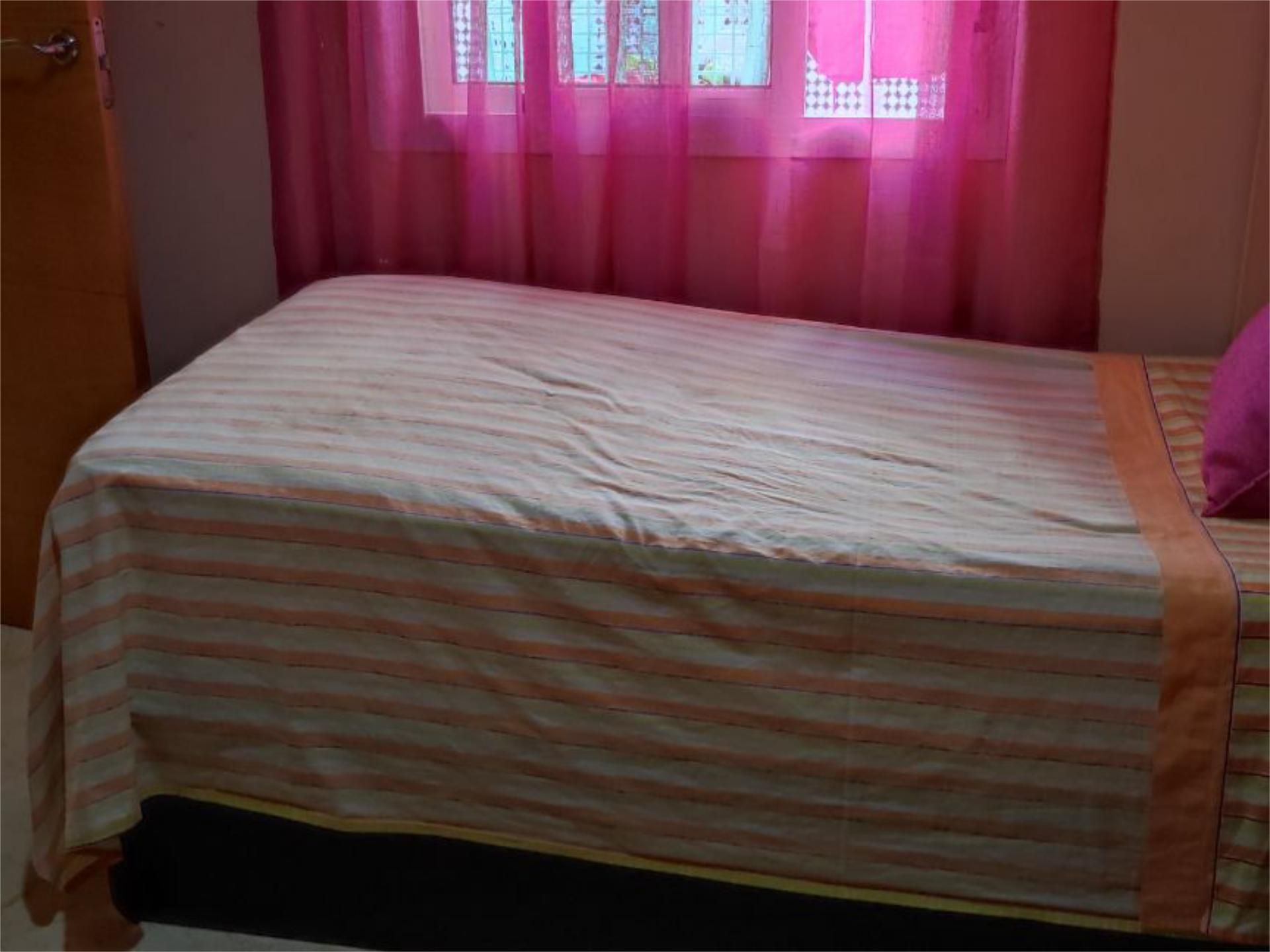 Casa adosada per a compartir a Calle Castilla, 21, Sanlúcar la Mayor