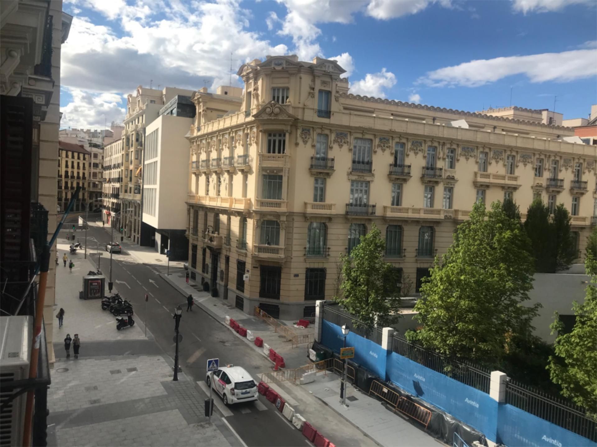 Vista exterior de Oficina de lloguer en  Madrid Capital