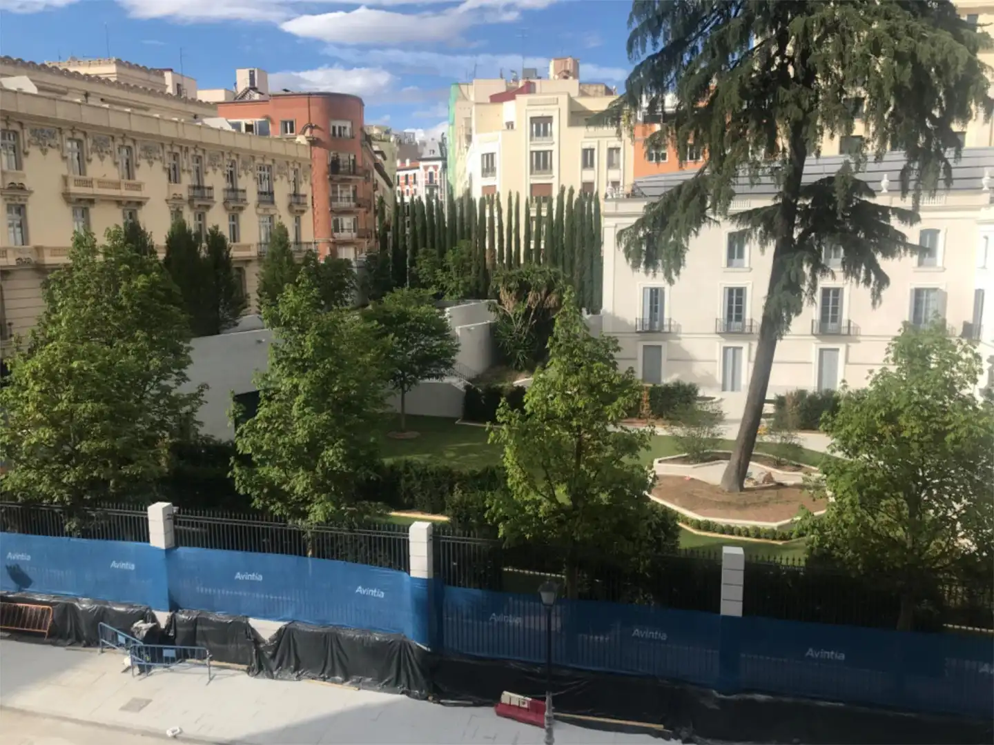 Vista exterior de Oficina de lloguer en Madrid