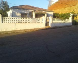 Exterior view of House or chalet for sale in Puebla del Prior