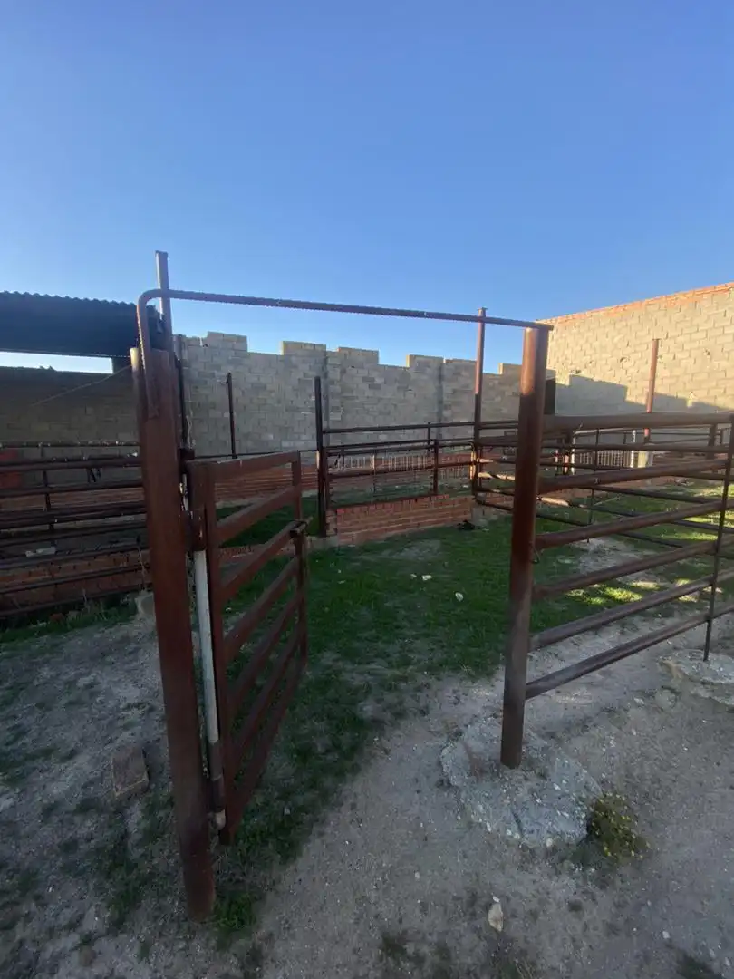 Garaje de alquiler en Calle Valdenovillos, Almorox Garaje de alquiler en Almorox
