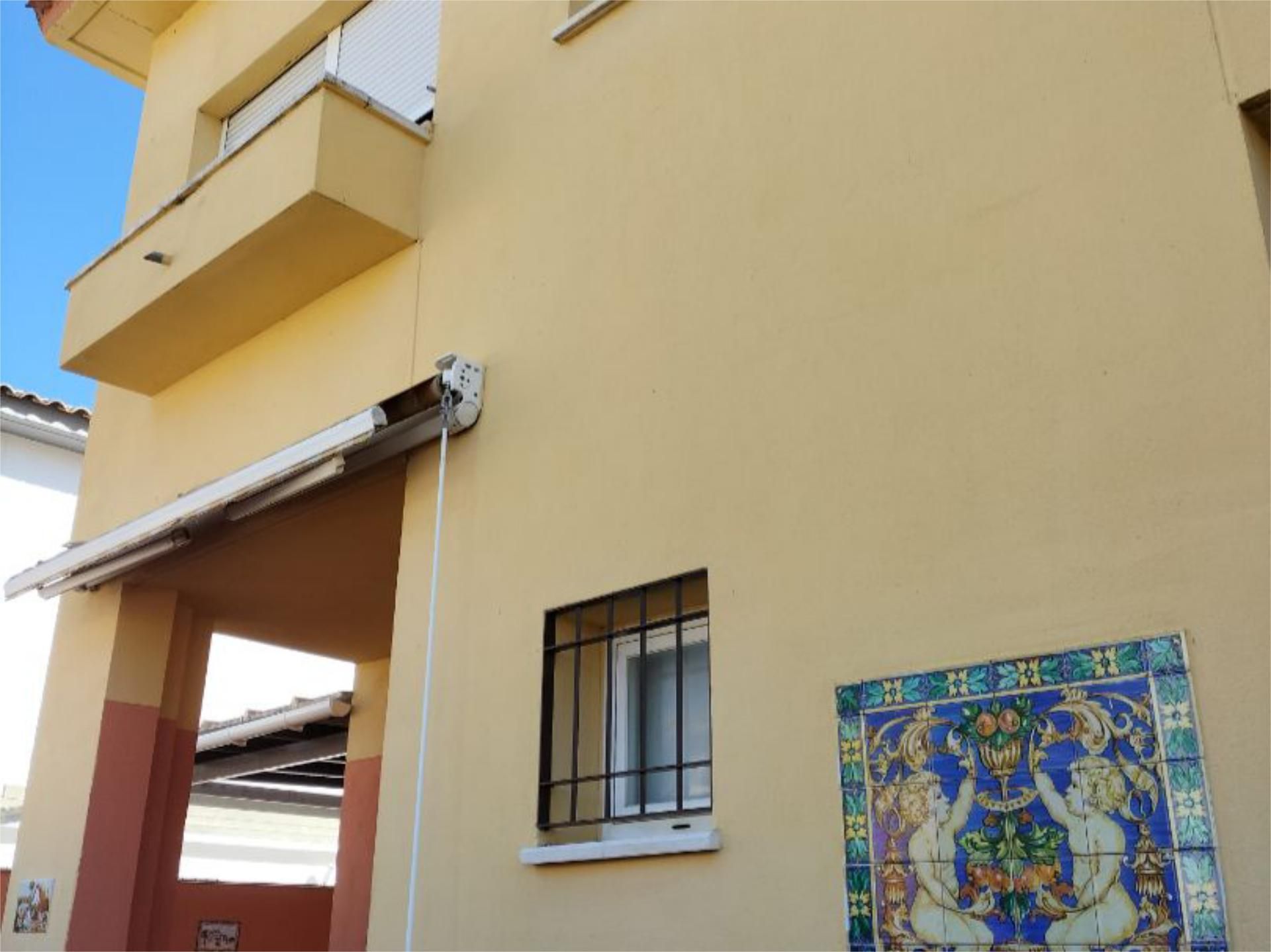 Exterior view of Single-family semi-detached for sale in Gelves  with Air Conditioner, Heating and Terrace