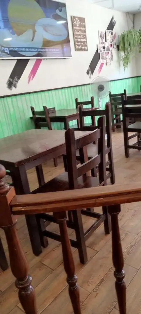 Esszimmer von Erdgeschoss zur Miete in Siero