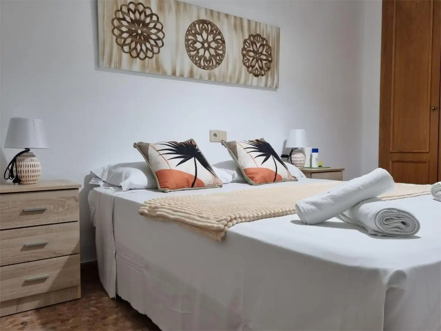 Room in Calle Escultor Montañés, 16, Garbinet - Parque de las Avenidas Bedroom of Flat for share in Alicante / Alacant with Air Conditioner, Heating and Terrace