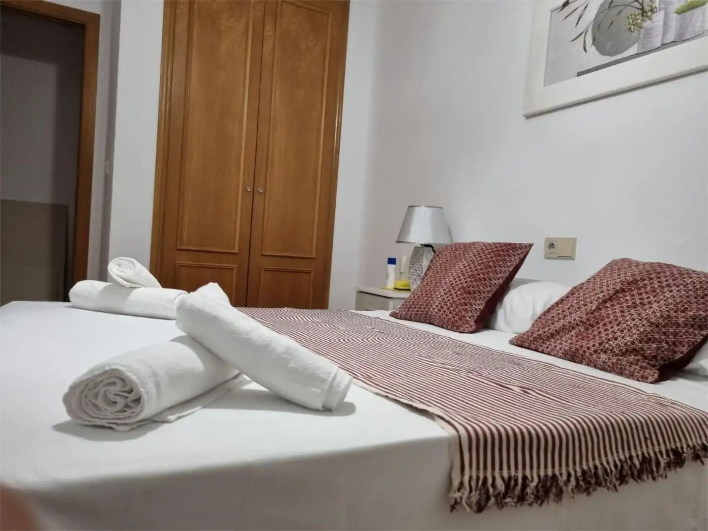 Room in Calle Escultor Montañés, 16, Garbinet - Parque de las Avenidas Bedroom of Apartments for share in Alicante / Alacant with Air Conditioner, Heating and Private garden