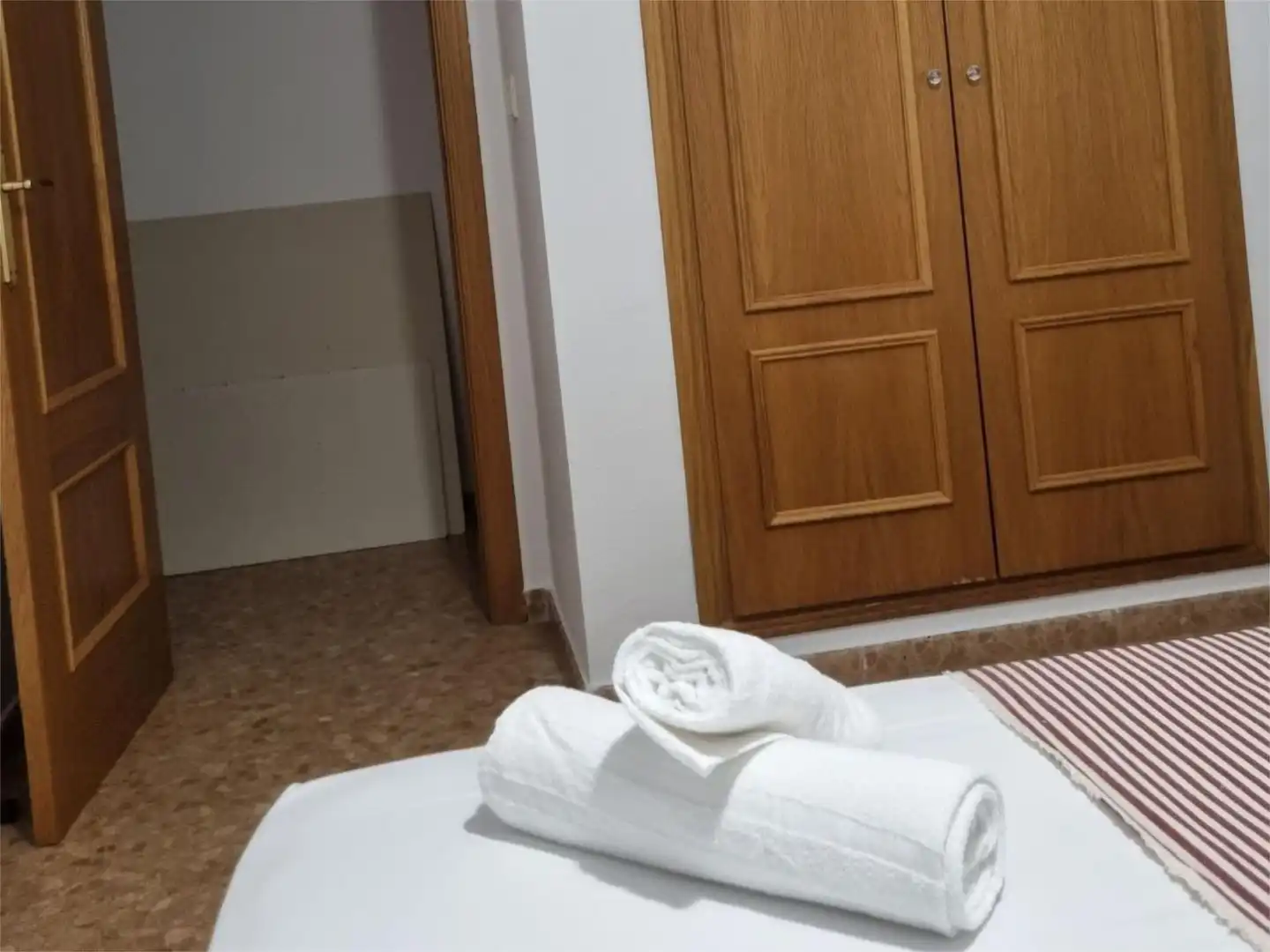 Room in Calle Escultor Montañés, 16, Garbinet - Parque de las Avenidas Bedroom of Apartments for share in Alicante / Alacant with Air Conditioner, Heating and Private garden
