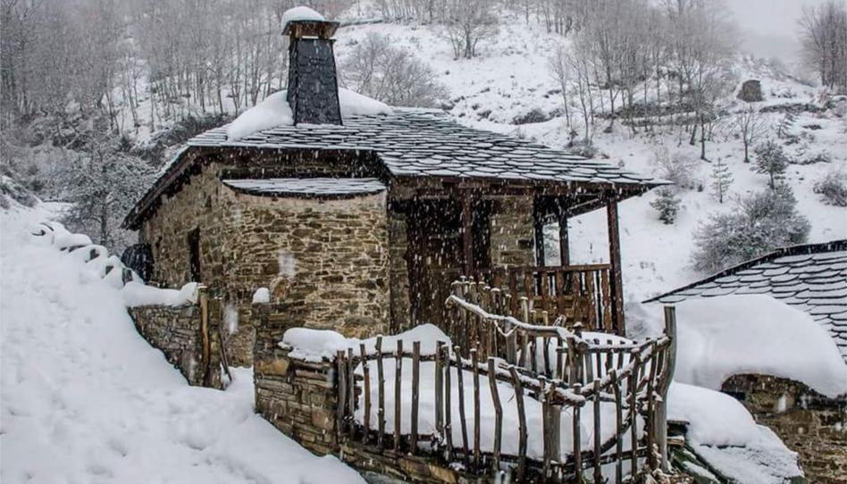 Foto 1 de Casa adosada en venda a Área Rural Sur, León