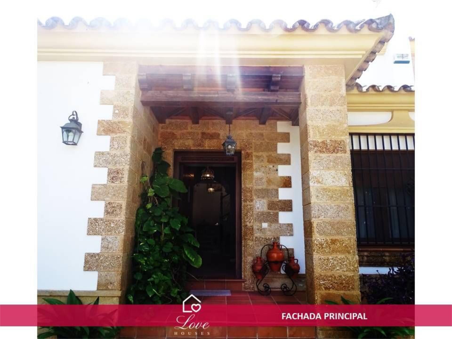 House or chalet for sale in Chiclana de la Frontera  with Air Conditioner, Private garden and Terrace