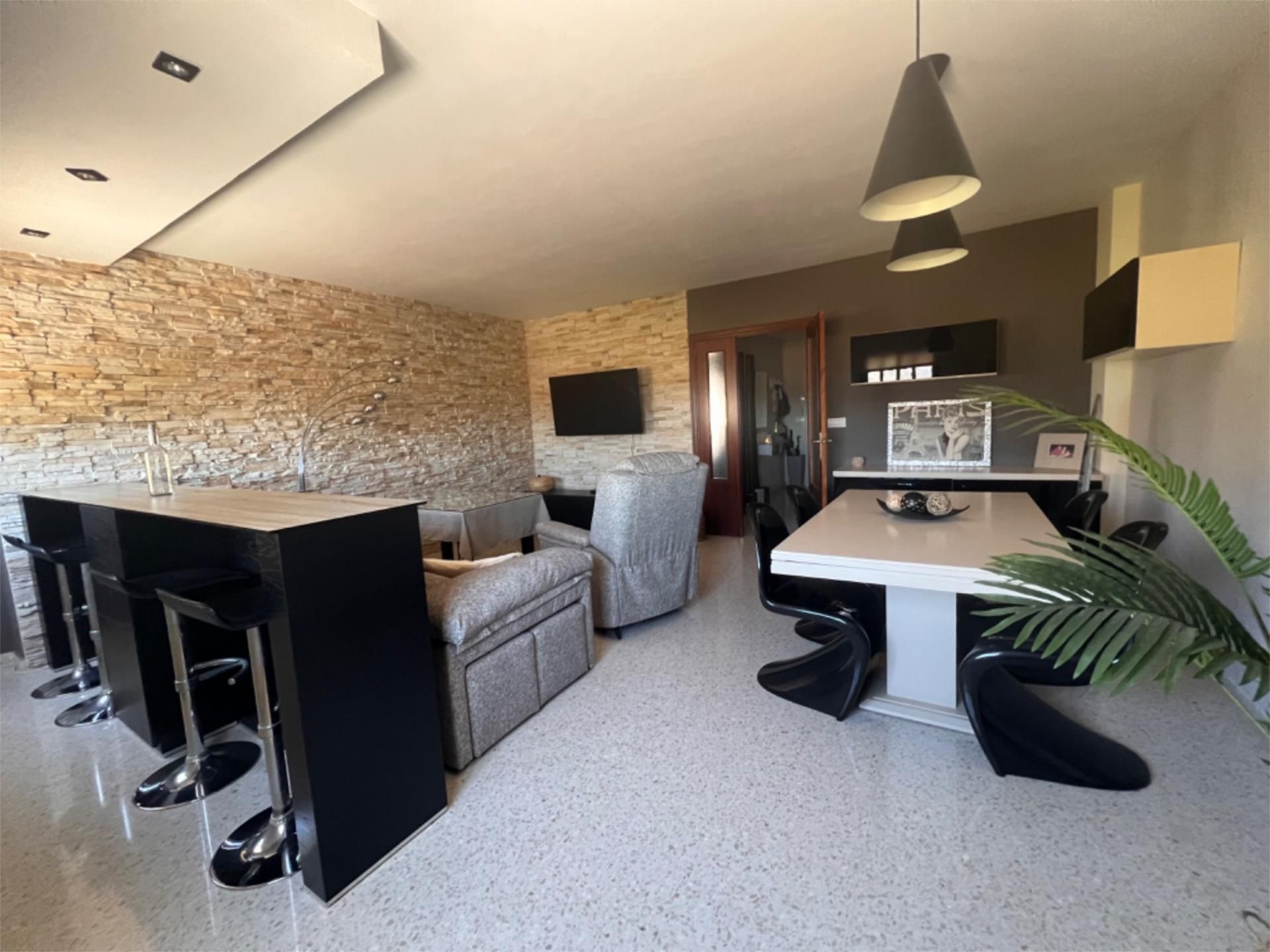 Sala d'estar de Casa adosada en venda en Jimera de Líbar amb Aire condicionat