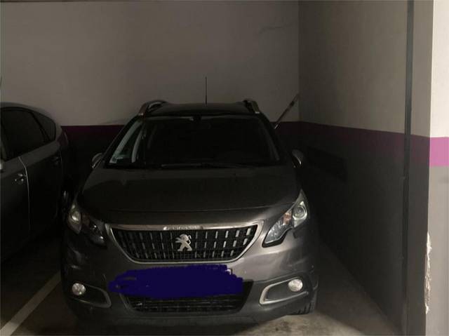 Garaje en Alquiler en Carrer de la Indústria, 310 en Port