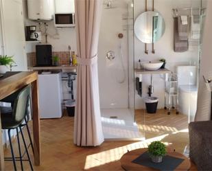 Badezimmer von Dachboden miete in  Córdoba Capital mit Klimaanlage, Terrasse und Balkon