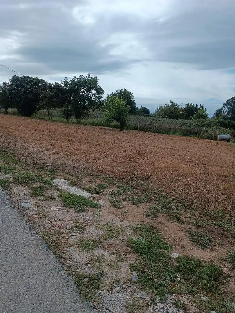 Land for sale in Lugar Bañobre, 34, Miño Land for sale in Miño