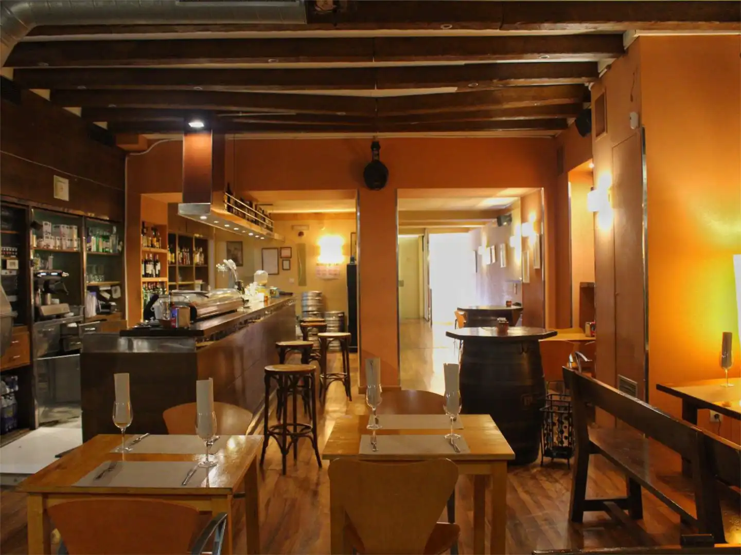 Local en venta en Calle de Fernán González, 36, Casco Antiguo Local en venta en Burgos