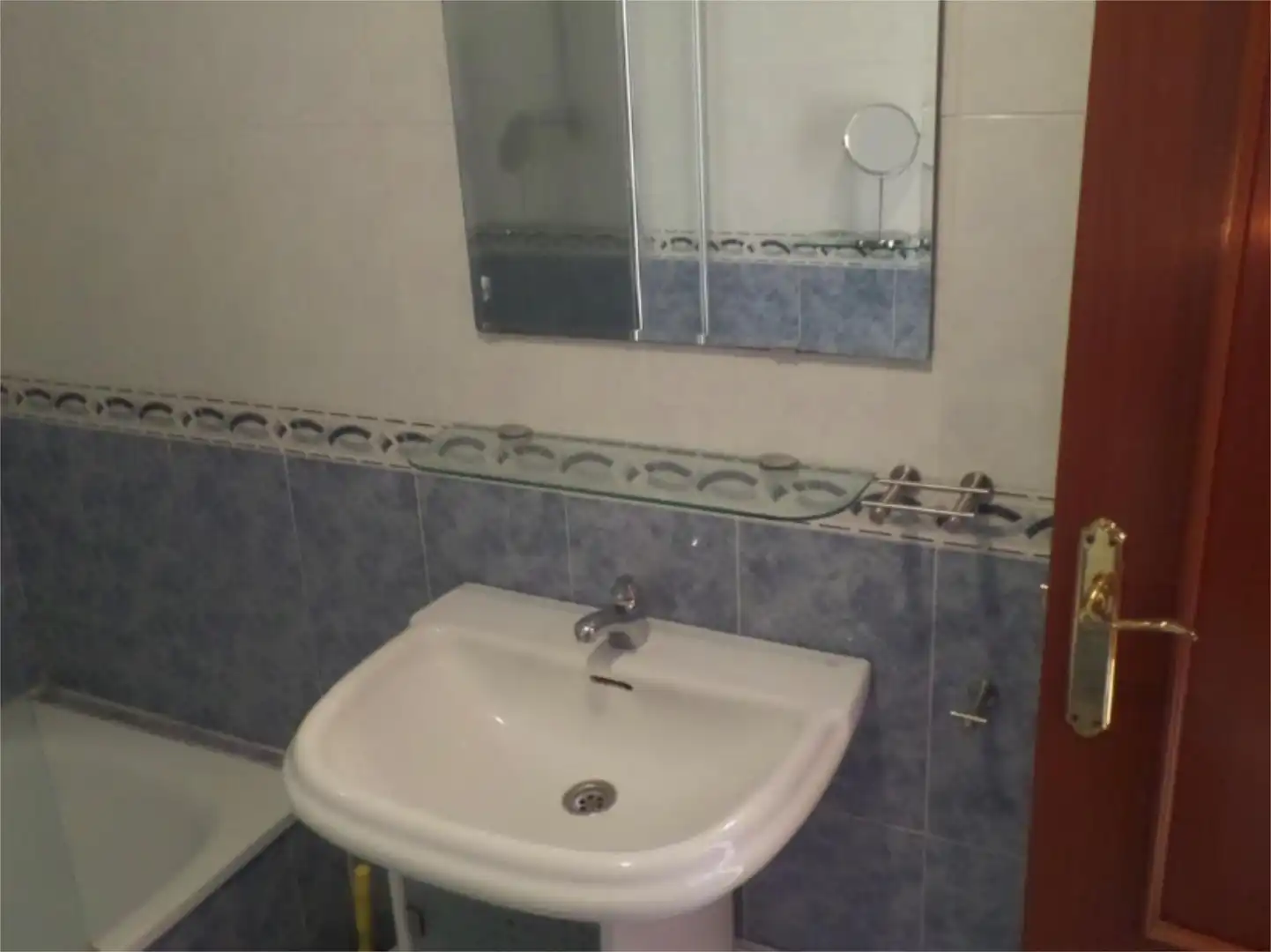 Casa adosada en venda a Calle Punta de la Plata, 33, Zona de Punta Plata Bany de Casa adosada en venda en Estepona amb Aire condicionat, Piscina i Balcó