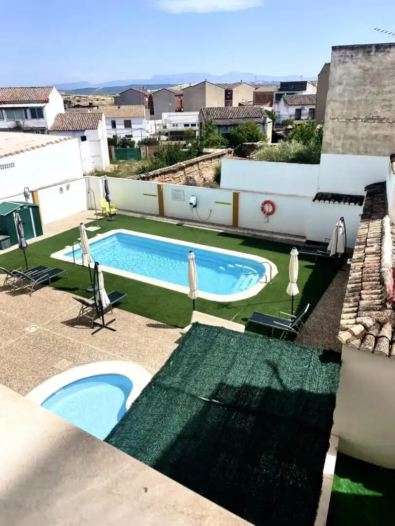 Piscina de Piso en venta en Bailén con Aire acondicionado, Parquet y Trastero