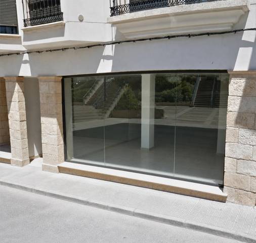 Local comercial en Alquiler en Calle Quevedo, 18 en La Roda