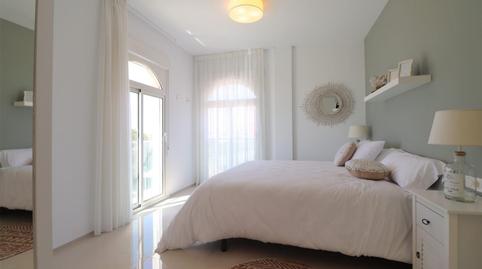 Foto 2 de Casa adosada en venda a Avenida del Salvador, 1, Rojales, Alicante