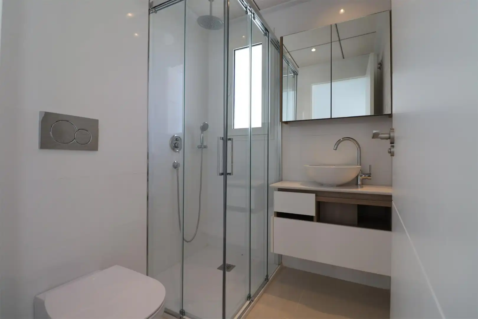 Einfamilien-Reihenhaus zum Verkauf in Avenida del Salvador, 1, Rojales Badezimmer von Einfamilien-Reihenhaus zum Verkauf in Rojales mit Klimaanlage und Schwimmbad