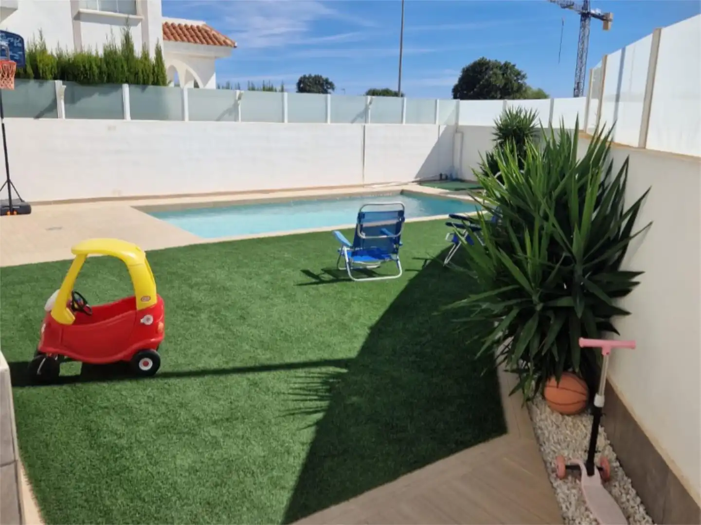Einfamilien-Reihenhaus zum Verkauf in Avenida del Salvador, 1, Rojales Schwimmbecken von Einfamilien-Reihenhaus zum Verkauf in Rojales mit Klimaanlage und Schwimmbad