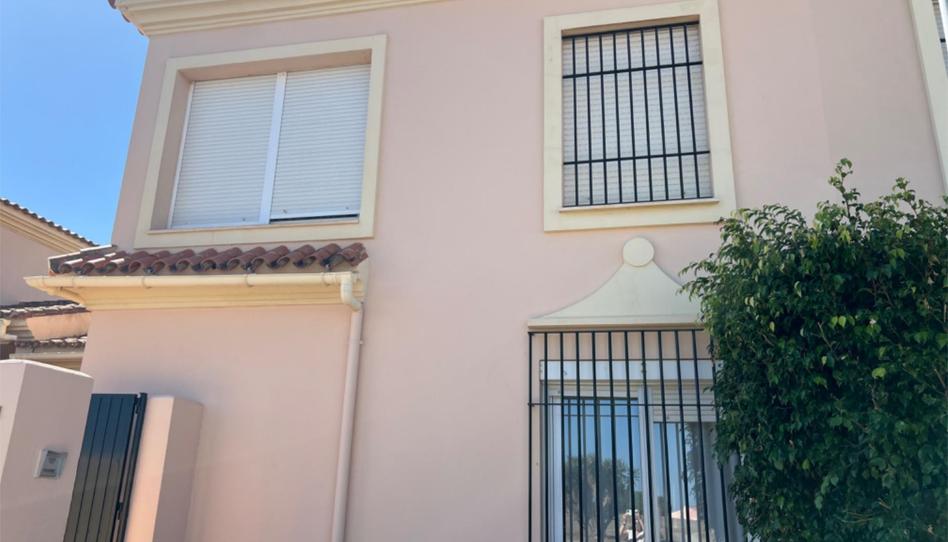 Single-family semi-detached to rent in Urbanizacion Altozano 3, 2, San García, Cádiz - image 1 Photo 1 of Single-family semi-detached to rent in Urbanizacion Altozano 3, 2, San García, Cádiz